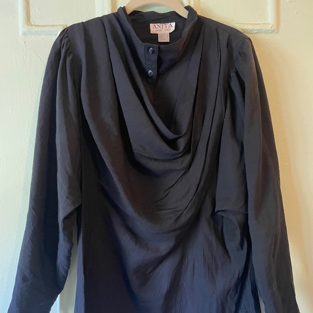 Dramatic blouse